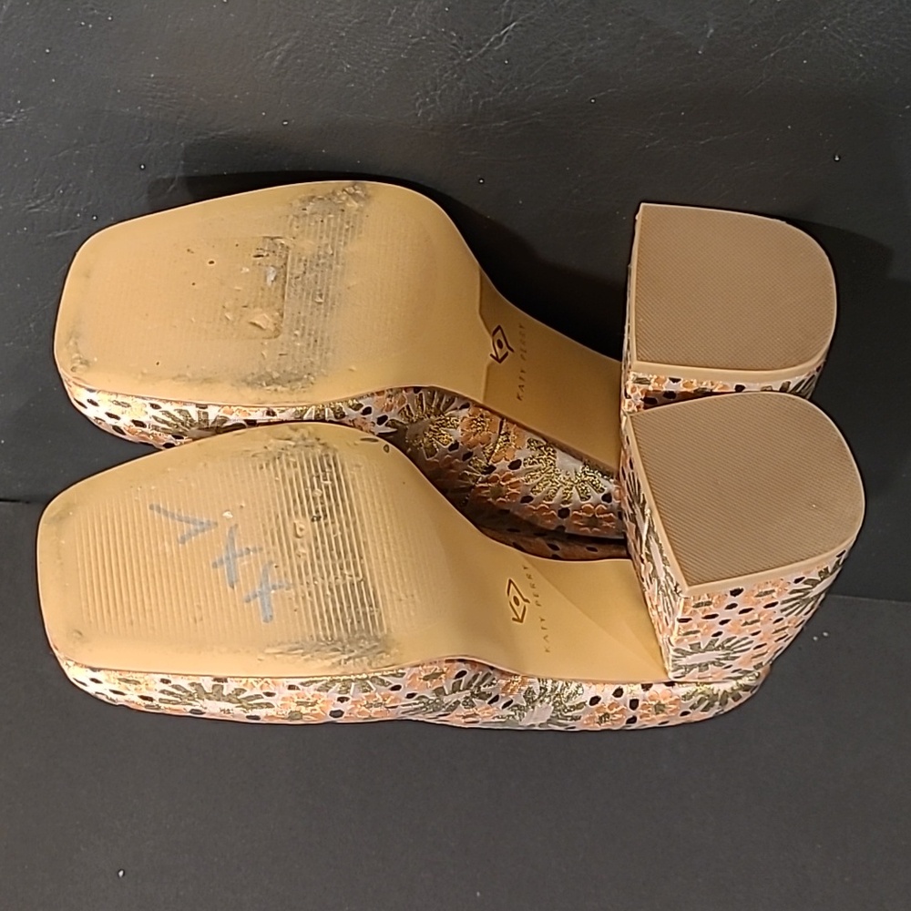 Katy Perry Floral Patterned Women's Platform Heels 9.5 - Picture 7 of 12